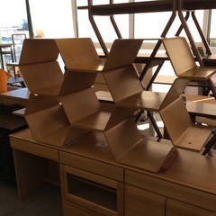 【デザインがおしゃれ】キャビネット ハニカムシェルフ サイドボード オープンシェルフ ：ナチュラルの画像