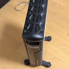 デロンギ MDH12-BK マルチダイナミックヒーターの画像