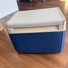 クーラーボックスの画像