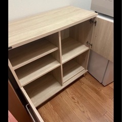 キャビネット　チェスト　棚の画像