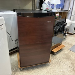 12/12購入  未使用 冷凍庫 88L 1ドア SP-88LF1-WD ダークウッドの画像