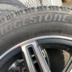 14インチアルミホイール&スタッドレスタイヤの画像