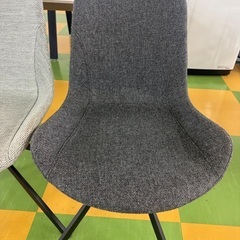 M400 ⭐︎破格⭐︎回転式ダイニングチェアの画像