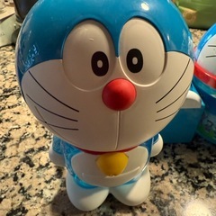 ドラえもんケースの画像