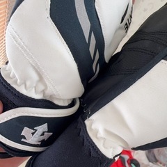 DESCENTE スキー 手袋の画像