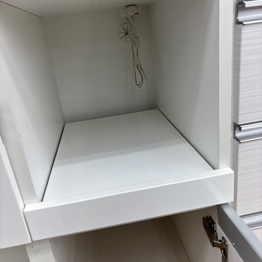 【ドリーム川西店御来店限定】☆ジモティー見たよ♪割引☆ニトリ　スライド扉オープンボード　クリーニング済み 【2125560000038