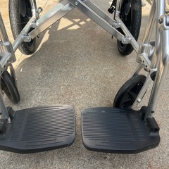 軽量 介助用 車椅子 車イス 折りたたみの画像