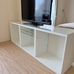 テレビ台の画像