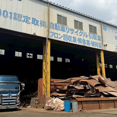 ▼正社員：産業廃棄物運搬ドライバー【業界未経験OK】▼ 月給30万円スタート！業界未経験からしっかり稼げる◎ 将来の不安はなし！なくならないリサイクル事業◎ チームワーク抜群！協力し合う職場環境◎の画像