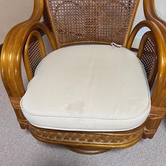 籐製　　　テーブル　椅子　セットの画像