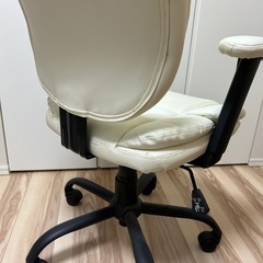 オフィスチェアの画像