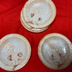 小皿5つ、和風、橙色の画像