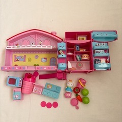 女の子　おもちゃセット　ハローキティ　りかちゃん　動物病院　の画像