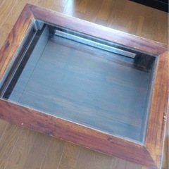 バリ島テーブルの画像