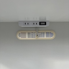 【内田工芸】食器棚　キッチン収納　レンジ台　レンジボード　白　ホワイト　コンセント付き　105×41.5×180の画像