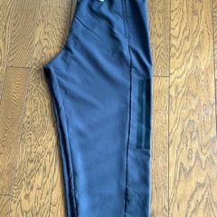 【新品】 アディダスレディースカプリパンツLサイズの画像