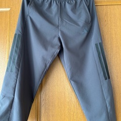【新品】 アディダスレディースカプリパンツLサイズの画像
