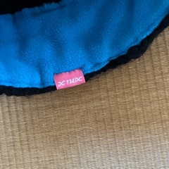 ビジュー付きニット帽の画像