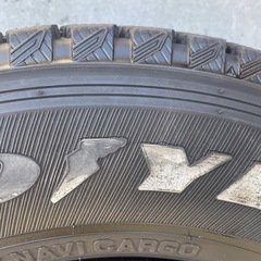 スタッドレスタイヤホイールセット　195/80R15LT ハイエース　GOODYEAR　の画像