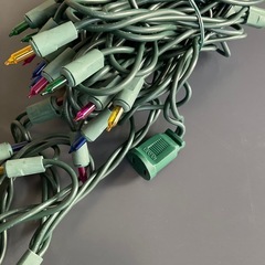 クリスマスツリー電飾の画像