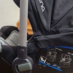 nunaベビーシートの画像