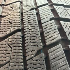 値下げ！！　レクサス　スタッドレス　235/50R18　タイヤホイール　4本セット　18×7,5Jの画像