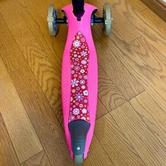 GLOBBER グロッバー キックボード　スモールフラワー　トイザらス限定の画像