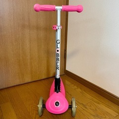 GLOBBER グロッバー キックボード　スモールフラワー　トイザらス限定の画像