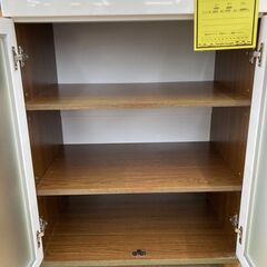 A-859【リユースのサカイ野々市店】ジモティ来店特価‼ 食器棚 もく859【リユースのサカイ野々市店】ジモティ来店特価‼ 食器棚 木製 木目調 ブラウン クリーニング済みの画像