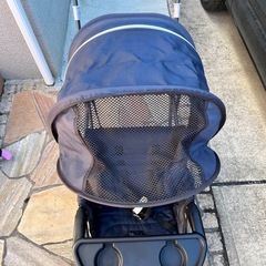 カトージ2人乗りベビーカーの画像