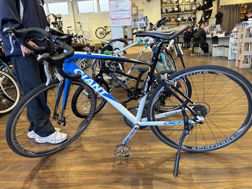 ジャイアント　DEFY3