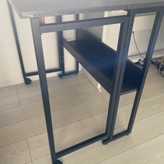折りたたみデスクの画像