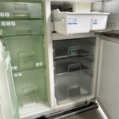 【相談中】SHARP 大容量冷蔵庫 無料の画像