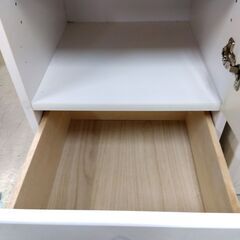 SHIRAI キャビネット ホワイト/白 幅39.5×奥41×高118cm エナメル 子供部屋 スリム収納 家具 ラック 棚 札幌市 中央区 南12条の画像