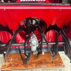 配送無料！（江別隣接市区町村） ホンダ除雪機HS870点検整備塗装済みの画像