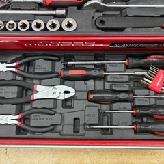 工具一式セット ツールボックス付き（ソケット・レンチ・ドライバー等）中古 の画像