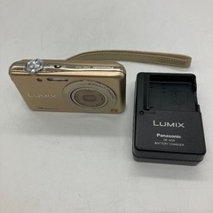 【トレファク足立扇店】ｺﾝﾊﾟｸﾄﾃﾞｼﾞﾀﾙｶﾒﾗ LUMIX DMC-FH7 Panasonic 充電器付の画像