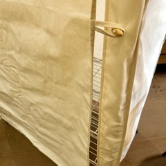 ワイヤーラック ワードローブ カバー付き キャスター 付き 衣類 収納 ラック 壁面収納 コートラック ハンガーラックの画像