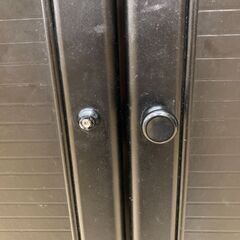 A-862【リユースのサカイ野々市店】ジモティ来店特価‼ 食器棚 木製 ブラック クリーニング済みの画像