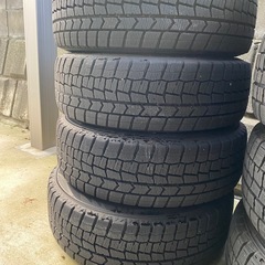 185\60R15スタッドレスタイヤホイールセットの画像