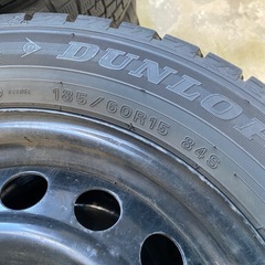 185\60R15スタッドレスタイヤホイールセットの画像