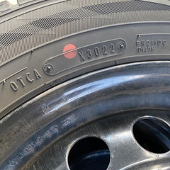 185\60R15スタッドレスタイヤホイールセットの画像