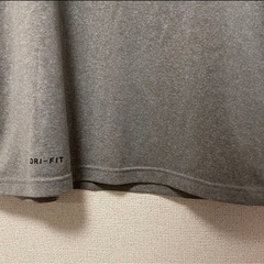 NIKE タンクトップ　グレーの画像