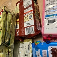 ⑥お菓子　まとめて　うまい棒　チーズ　コーンポタージュ　カントリーマアム　ポッキー　たべっ子どうぶつ　クランチちょこチョコの画像