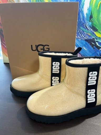 ほぼ未使用　UGG ブーツ　CLASSIC CLEAR MINI 防水　24cm