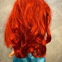 アリエル人形　お話し中の画像