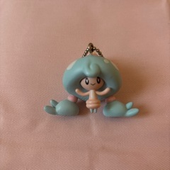 ガチャガチャ　モンスターボール&チェーンマスコットの画像