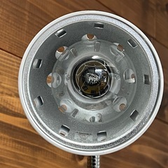 B233◇YAZAWA クリップ式 デスクライト 昼光色◇ホワイトの画像