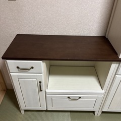 ニトリ　食器棚セット　コルテの画像