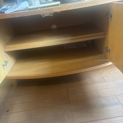 テレビボードの画像